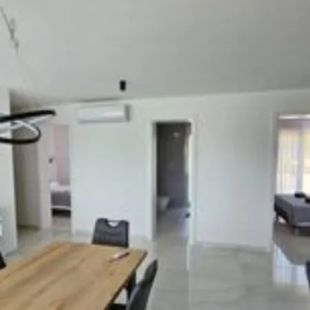 Holiday home Lux Slatki *